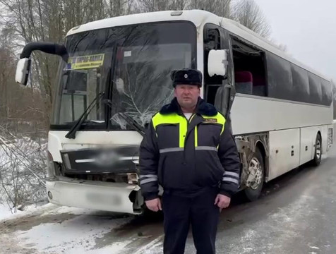 Водитель легковушки погиб в ДТП с рейсовым автобусом