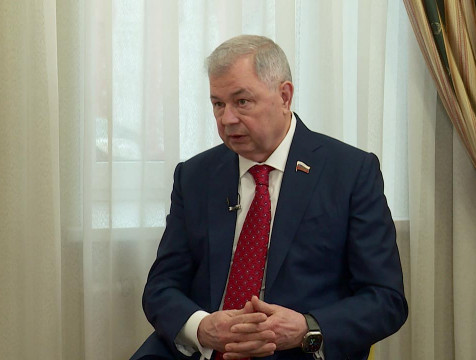 Сенатор Артамонов: новый бюджет даст возможность стране для последующего рывка