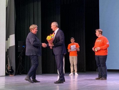 Активистов сферы молодежной политики наградили в Калуге