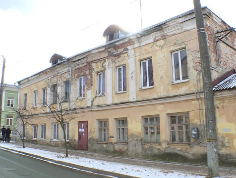 Аварийный дом №20 на улице Карпова в Калуге ищет инвестора