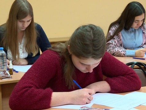 Калужские учителя получат выплату за подготовку призеров всероссийских олимпиад