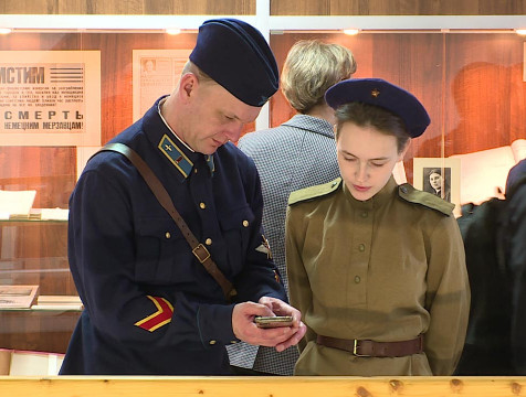 Выставка о женщинах на войне открылась в Госархиве Калужской области