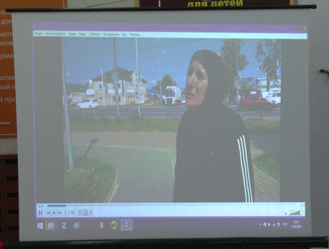 Фильм о погибших на спецоперации калужанах показали в библиотеке для слепых