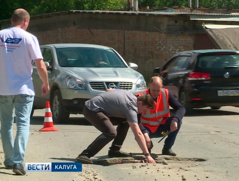 Губернатор потребовал активнее привлекать к ответственности нерадивых подрядчиков