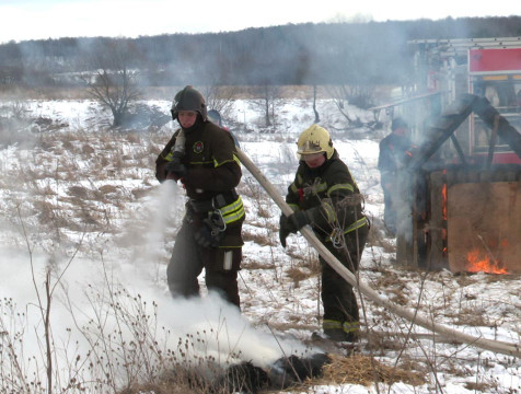В Калужской области проверили готовность к пожароопасному сезону