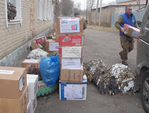 Гуманитарную помощь мирному населению ЛНР передали из Людиновского района