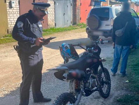 Водителей мототранспорта проверили на соблюдение ПДД в Калуге