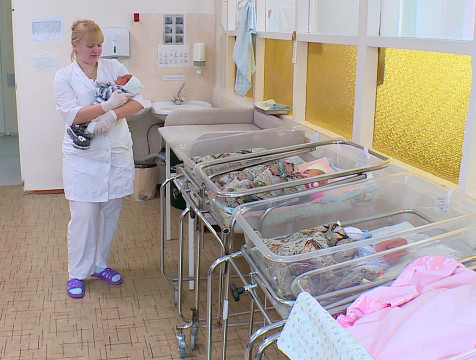 80 новорожденных за неделю появились на свет в Калуге