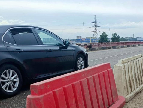 Более чем на неделю сузили дорогу на Северном въезде в Обнинск