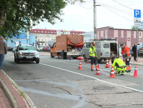 Участок двустороннего движения по улице Достоевского в Калуге продлили