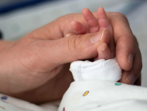 228 детей родились в июне в Калуге