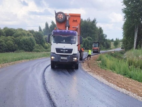 Ремонт автодороги областного значения в Мосальском районе завершат к сентябрю