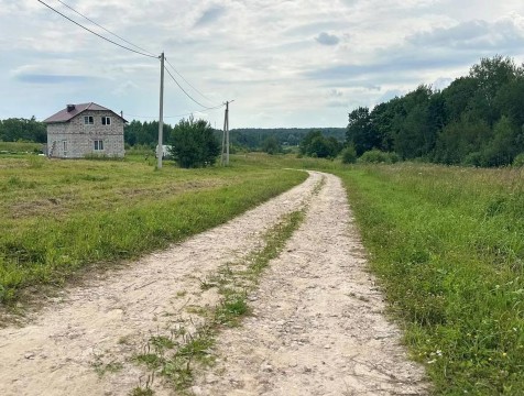 В деревне Лихун отремонтируют дорогу до школы
