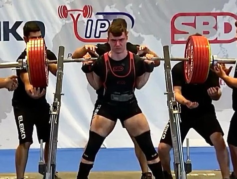 Калужский пауэрлифтер победил на Кубке мира среди студентов