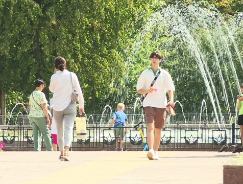 Жаркая погода с градом и кратковременными дождями ждет калужан в выходные