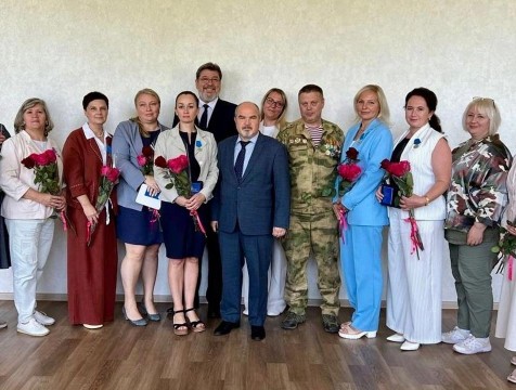 В Обнинске наградили социальных кураторов за помощь участникам СВО и их семьям