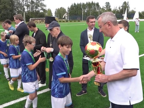 Новое футбольное поле открыли в Кирове