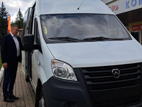 Новый автобус появился в тарусской спортшколе