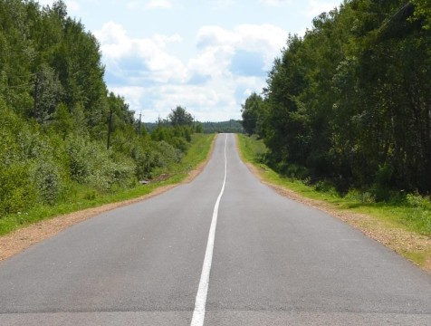 В Кировском районе отремонтировали 8 км трассы