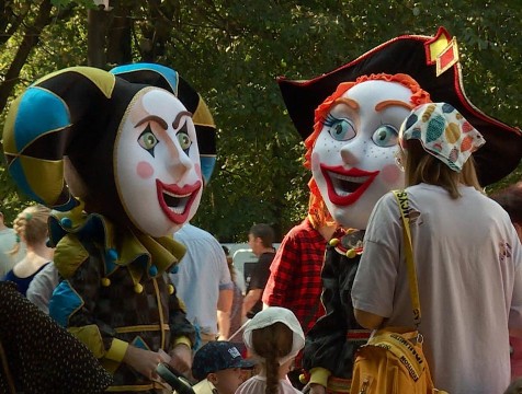 Калужан познакомили с афишей на День города