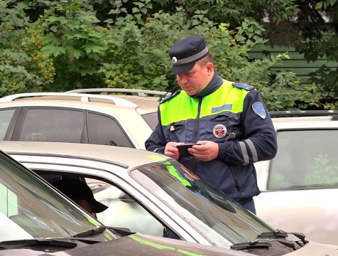 ГАИ Калуги проводят рейды возле школ и детсадов