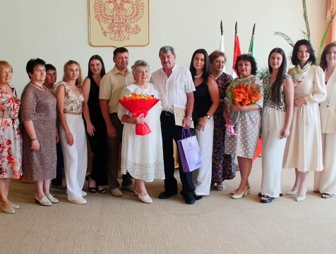 Золотую свадьбу отпраздновала пара из Людинова