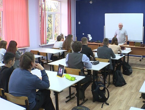 Калужских педагогов попросили отказаться от аббревиатур