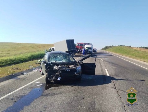 В Мещовском районе произошло ДТП: один погиб, трое пострадали