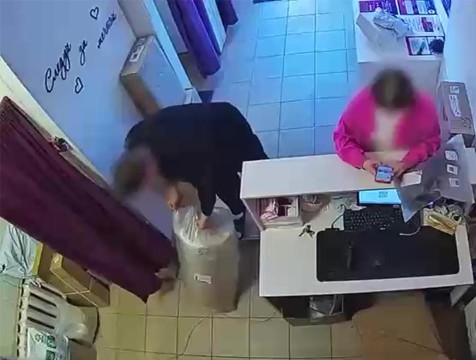 Калужанин украл матрас из ПВЗ