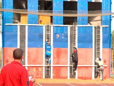 Соревнования по пожарно-спасательному спорту проходят в Калуге