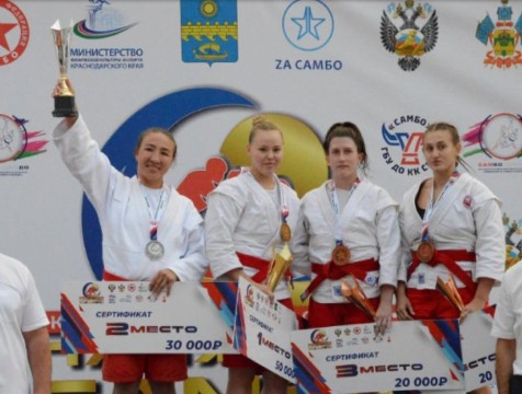 Калужанка завоевала бронзу на Кубке страны по пляжному самбо