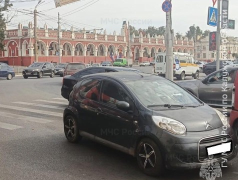 Иномарка сбила пешехода в центре Калуги