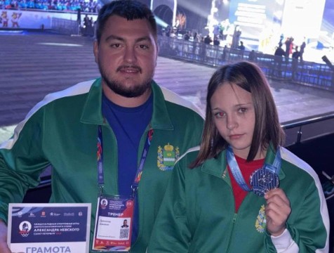 Калужская самбистка взяла серебро в Санкт-Петербурге