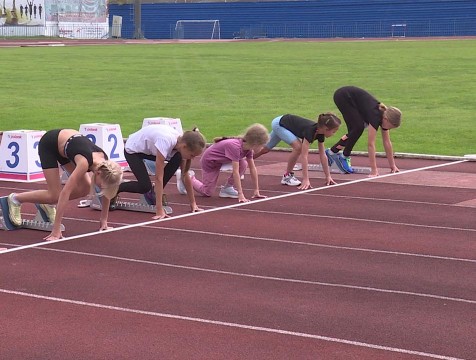 В Калуге прошёл турнир по лёгкой атлетике памяти Виталия Шепелева