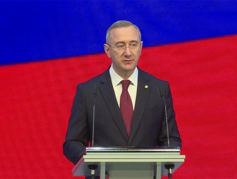 53 годовщину отмечает губернатор Владислав Шапша