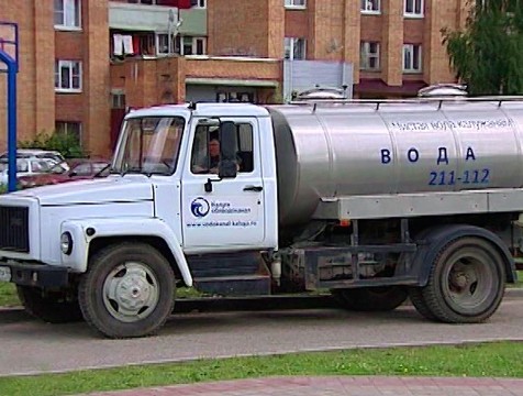 На время отключения водоснабжения в Калуге организуют подвоз воды