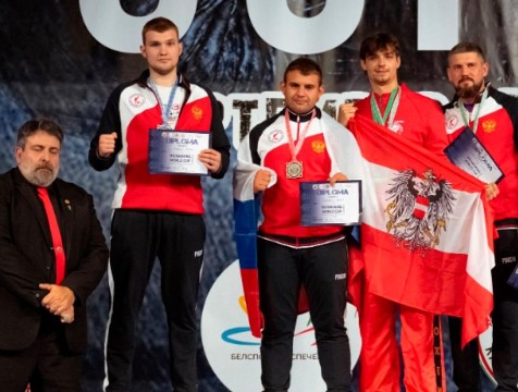 Калужский кикбоксер взял 