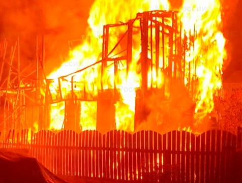 Дача загорелась в Тарусском районе