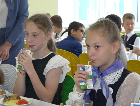 День школьного молока отмечают во всём мире