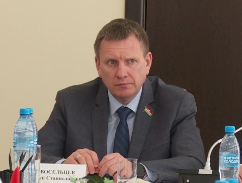 Геннадий Новосельцев избран председателем Заксобрания Калужской области