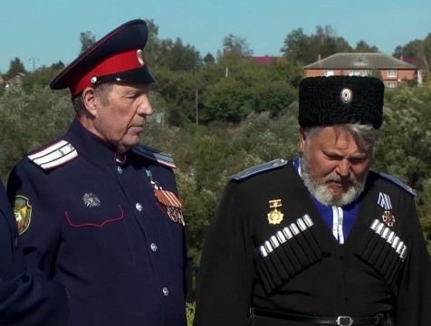 Устав и справа: боровские казаки сохраняют традиции предков