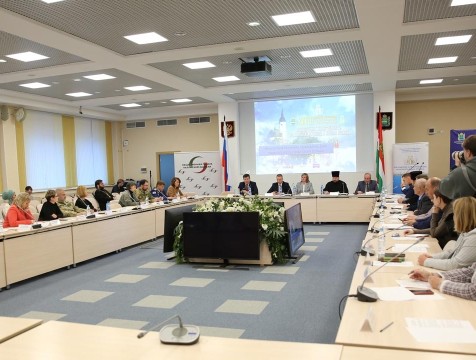 Вопросы патриотического воспитания обсудили в Калуге
