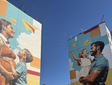 Новый мурал появился на фасадах Правобережья Калуги