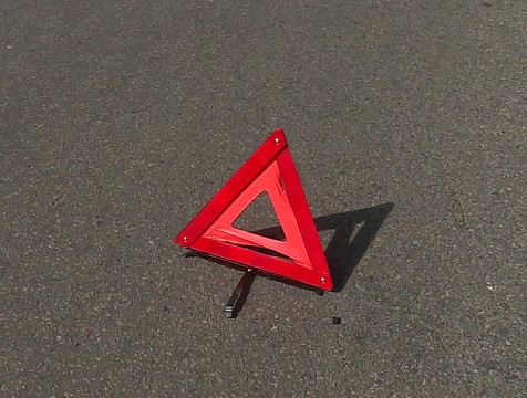 В Жуковском районе Калужской области произошло ДТП с тремя автомобилями