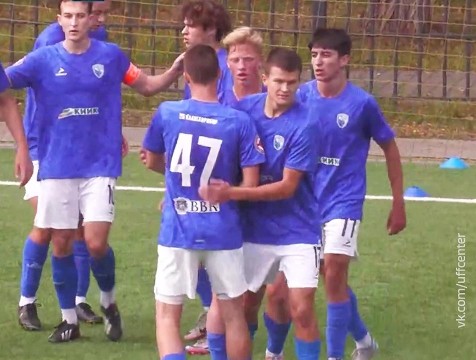 Футболисты 