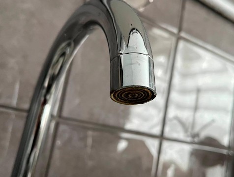 Время отключения воды на 43 улицах Калуги изменили