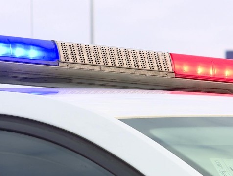 Водитель иномарки сбил женщину с ребенком на трассе 