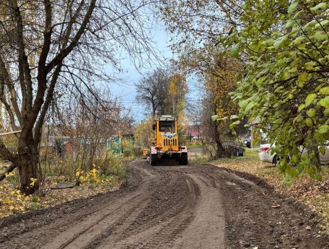 В Людинове отсыпят еще 2 грунтовые дороги