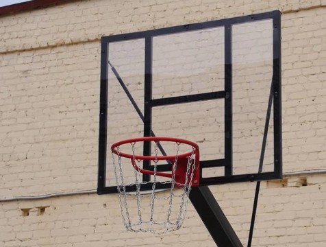 Благоустройство 2 спортивных площадок в Перемышле подходит к концу