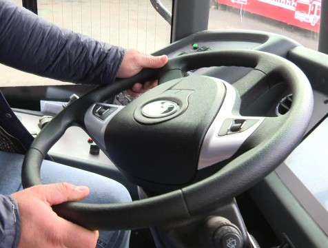 Почти 300 водителям Калужской области назначили пенсии досрочно